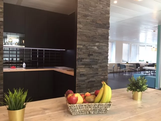 Antwerp room 5